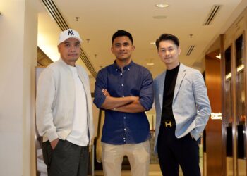 Barisan penerbit filem Harimau Malaya: The Untold Story, (dari kiri) Nashrul Naisr, Alif Nabil Ismail dan Kenny Lai ketika ditemui pada majlis Hi-Tea bersama media.