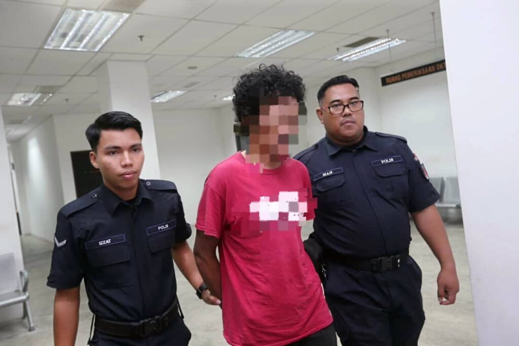Penganggur ugut adik perempuan dihadapkan ke mahkamah Penganggur ugut adik perempuan dihadapkan ke mahkamah