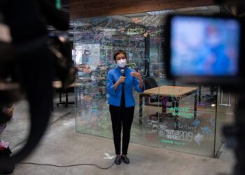 BULI siber menyasarkan wartawan wanita semakin meningkat.-AGENSI