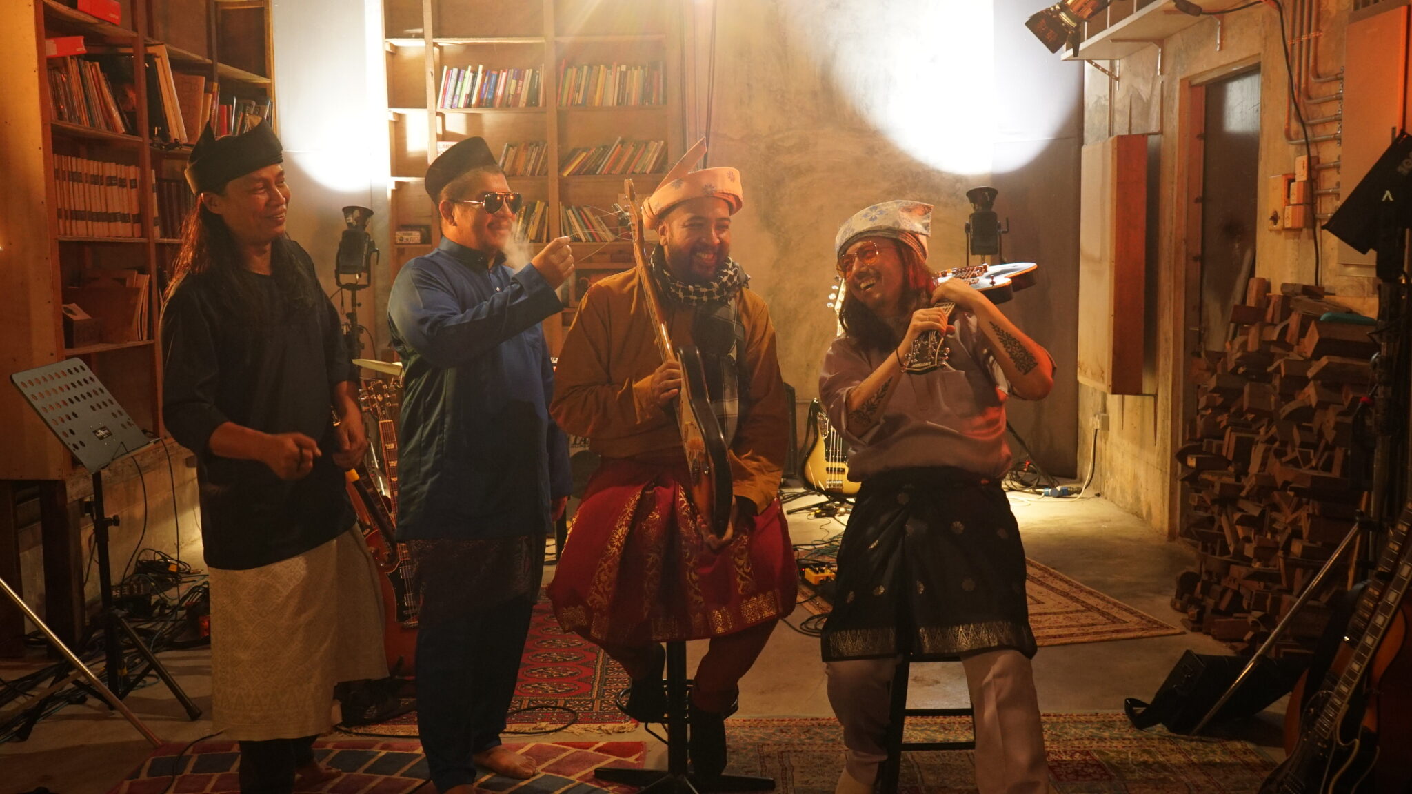 Tentang rakaman semula Hari Raya Di Kuala Lumpur oleh Butterfingers