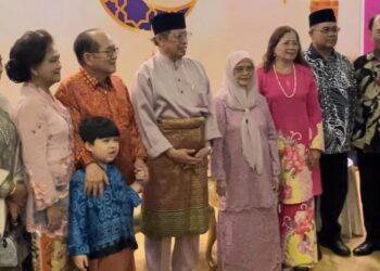 Sekitar Majlis Rumah Terbuka Aidilfitri Premier Sarawak.