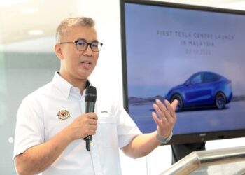 TENGKU ZAFRUL TENGKU ABDUL AZIZ