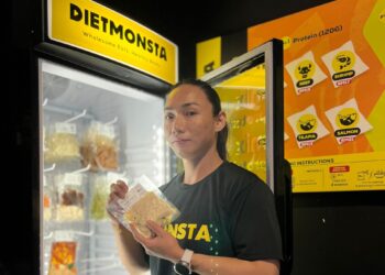 PRODUK Dietmonsta kini dipasarkan di gim sekitar Lembah Klang.