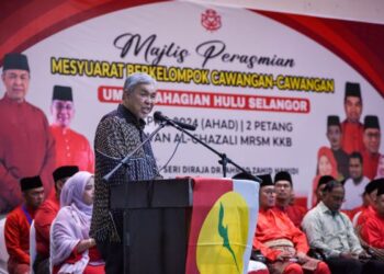 Presiden UMNO, Datuk Seri Dr. Ahmad Zahid Hamidi Majlis Perasmian Mesyuarat Berkelompok Cawangan-Cawangan UMNO Bahagian Hulu Selangor.- UTUSAN/M FIRDAUS M JOHARI
