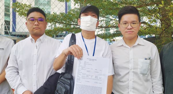 Rakyat Malaysia dakwa diperas ugut polis di CIQ