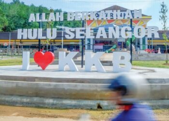 PRK Kuala Kubu Baharu pertembungan dua gergasi.