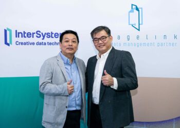 Direktor Negara, Platform Data, InterSystems, Kenneth Kuek dan Ketua Pegawai Eksekutif (CEO) dan Pengasas Imagelink Software, Gwee Chee Seng.