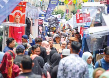 BAZAR Jalan Tuanku Abdul Rahman (TAR)  – UTUSAN/FARIZ RUSADIO