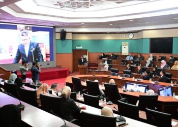 RAKYAT mengharapkan Ahmad Terrirudin  berjaya mendukung aspirasi reformis Kerajaan Perpaduan selaras dengan peranannya sebagai penjaga kepentingan awam. – FB JABATAN PEGUAM NEGARA MALAYSIA