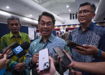 MUSTAPHA Sakmud bertemu pemberita selepas merasmikan Majlis Penutupan Defense, Security and Sustainability (DSS) 2024, di Universiti Pertahanan Nasional Malaysia, di sini, hari ini.UTUSAN/M Firdaus M Johari