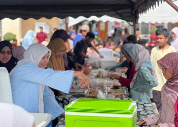 MAJLIS Sambutan Raya Aidilfitri STB berlangsung meriah di STB, Arau, Perlis hari ini.-UTUSAN/MOHD HAFIZ ABD. MUTALIB