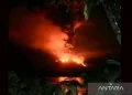 GUNUNG Ruang di Kepulauan Sitaro, Sulawesi Utara, mengalami letusan baru-baru ini. -ANTARA