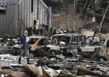 GEMPA bumi berukuran 6.3 magnitud melanda barat daya Jepun, kata Kajian Geologi AS, tanpa memberikan sebarang butiran awal mengenai tahap kerosakan. -AGENSI