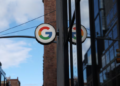 LOGO Google LLC dilihat di Google Store Chelsea di New York City, Amerika Syarikat, pada 20 Januari tahun lalu. -REUTERS