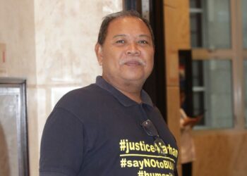 ZULKARNAIN Idros (bapa Zulfarhan Osman) hadir di Mahkamah Rayuan Putrajaya bagi mendengar rayuan pendakwaan berhubung kes kematian anaknya. - UTUSAN/FAISOL MUSTAFA