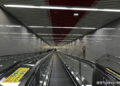 LALUAN eskalator stesen kereta api bawah tanah Hongyancun di Chongqing, China.-AGENSI