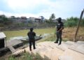 ANGGOTA PGA melakukan rodaan bagi memastikan kawalan sempadan Malaysia-Thailand di Kelantan berada pada tahap terbaik. – UTUSAN/KAMARUL BISMI KAMARUZAMAN