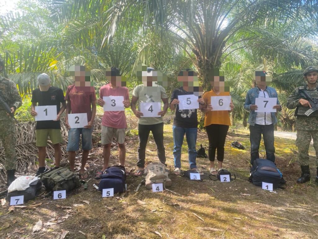 Tujuh lagi PATI ditahan cuba masuk ke Sarawak Tujuh lagi PATI ditahan cuba masuk ke Sarawak