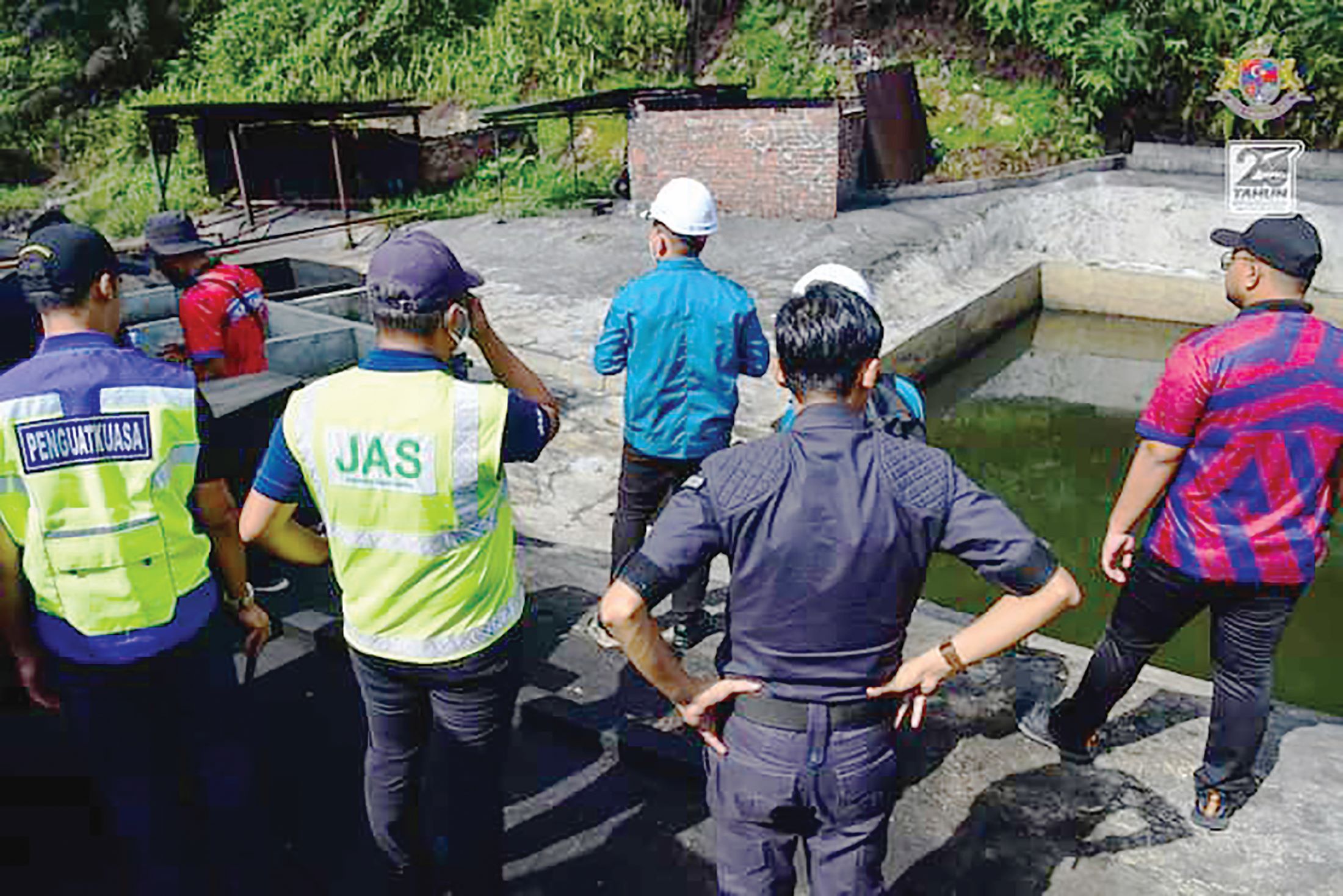Dua kilang tayar terpakai ditutup, dikompaun