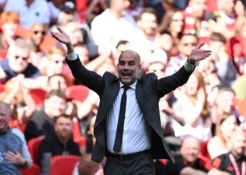 Pep Guardiola sedia dipersalahkan susulan kekalahan mengejut pasukannya di tangan Manchester United pada final Piala FA Inggeris, kelmarin. - AFP