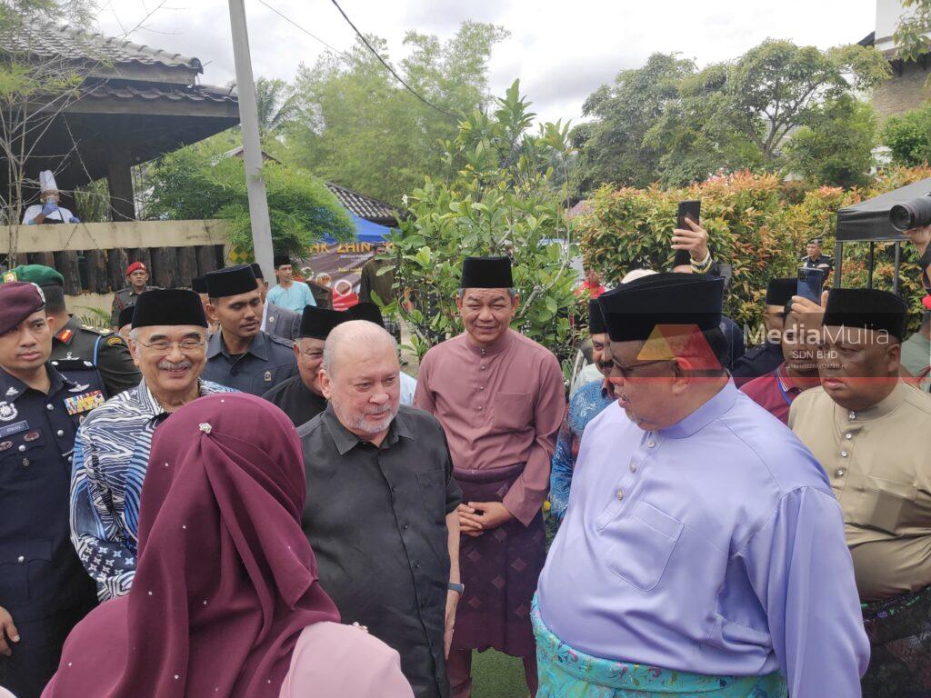 Sultan Ibrahim berangkat tiba ke Majlis Rumah Terbuka Aidilfitri Ketua Menteri Melaka