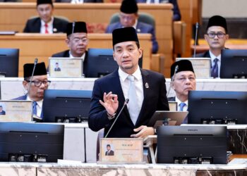 ONN HAFIZ Ghazi menjawab soalan pada Sidang DUN Johor di Kota Iskandar, Iskandar Puteri