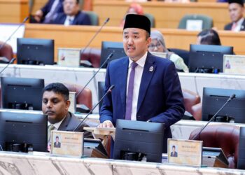 MOHD. JAFNI Md. Shukor menjawab soalan dalam Sidang DUN Johor di Kota Iskandar, Iskandar Puteri.