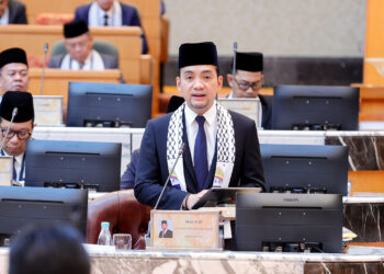 ONN HAFIZ Ghazi menggesa SPAN mengambil tindakan tegas berkaitan isu gangguan bekalan air dalam sesi penggulungan pada Sidang DUN Johor di Kota Iskandar, Iskandar Puteri.