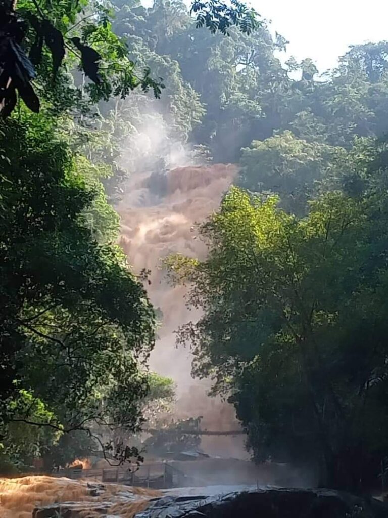 Tular kejadian kepala air di Lata Iskandar, Lata Kinjang