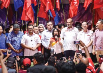 KEMENANGAN Kerajaan Perpaduan dalam Pilihan Raya Kecil (PRK) Kuala Kubu Baharu pada 11 Mei lalu perlu diberi perhatian khusus memandangkan sokongan Melayu beralih arah kepada Perikatan Nasional (PN).
– UTUSAN/MOHD. FIRDAUS MOHD. JOHARI