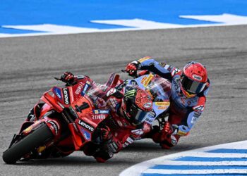 MotoGP akan melaksanakan peraturan baharu dengan kapasiti enjin akan dikurangkan daripada 1000cc kepada 850cc untuk menjadikan sukan itu lebih selamat kepada semua pelumba. - AFP