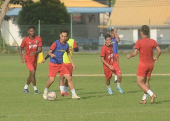 SKUAD Penang FC berlatih menjelang pertemuan menentang Terengganu FC dalam saingan Liga Super di Stadium Bandaraya, Pulau Pinang, malam ini.