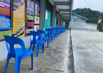Salah satu daripada 18 pusat pengundian bagi Pilihan Raya Kecil (PRK) Kuala Kubu Baharu  ‘sunyi’ berbanding pusat pengundian lain, di sini.