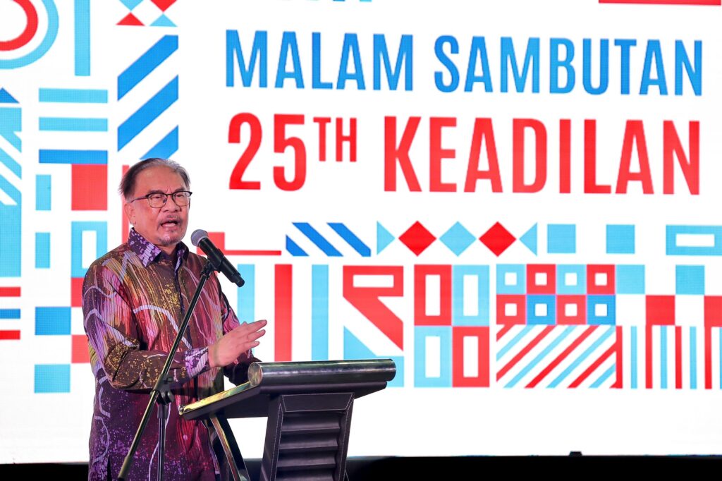 Tahniah menang Kuala Kubu Baharu -Anwar