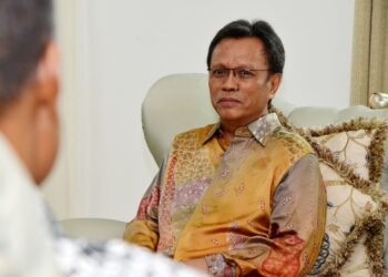 MOHD. SHAFIE APDAL