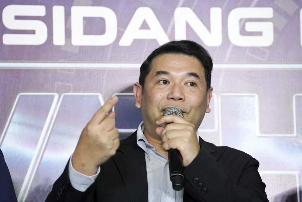 Cadangan UNICEF gaji minimum RM2,102 sebulan dipertimbang – Rafizi Cadangan UNICEF gaji minimum RM2,102 sebulan dipertimbang – Rafizi