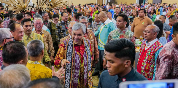 Ahmad Zahid jamin pembangunan Sarawak dipercepat