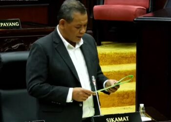 AMINUDDIN Harun sewaktu penggulungan Usul Menjunjung Kasih Titah Ucapan Diraja bagi Persidangan Pertama (Perasmian) Penggal Kedua, DUN Negeri Sembilan Yang Ke-15 di Seremban hari ini.