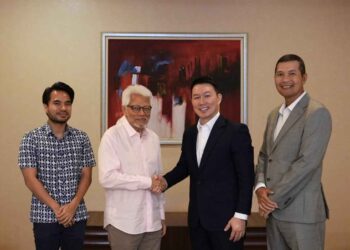 Magma Group mengumumkan peralihan dalam kepimpinan korporatnya dengan Ismail @ Farouk Abdullah meletakan jawatan sebagai Pengerusi Eksekutif yang diambil alih oleh Lee Hock Seng.