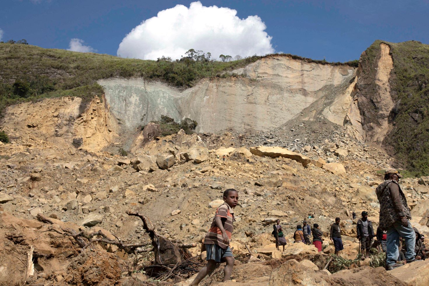 Risiko tanah runtuh kedua, wabak penyakit di Papua New Guinea