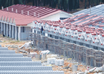 TIDAK semua rumah dalam pembinaan mendapat sambutan sekianya mahu dijual semua terutamanya pembangunan di kawasan yang pramatang.