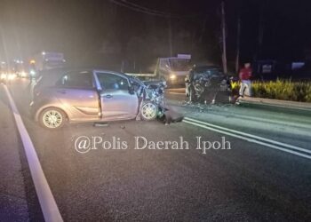 KEMALANGAN membabitkan dua buah kereta di Jalan Keramat Pulai di Ipoh Sabtu lalu. - UTUSAN