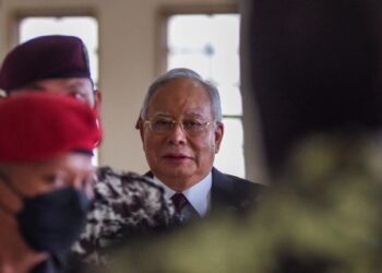 NAJIB TUN RAZAK