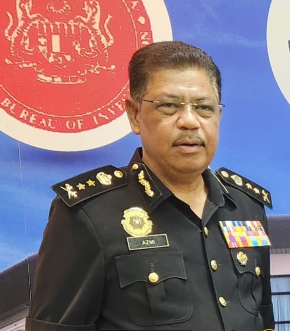 Bekas Datuk Bandar ditahan disyaki terima rasuah lebih RM1 juta