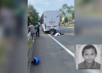 MUHAMMAD AIZAD Khairil Anwar (gambar kecil) maut dalam kemalangan dengan sebuah bas di Jalan Satu Krubong, Melaka.