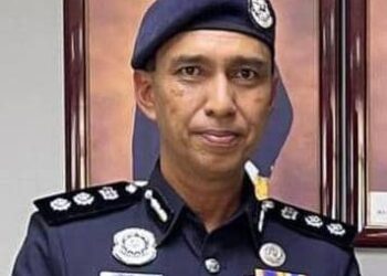 RAIZ MUKHLIZ AZMAN AZIZ