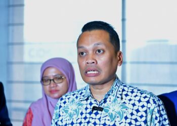 NIK Nazmi selepas Majlis Kongres Jurukur Antarabangsa Ke-26 di Berjaya Times Square Hotel, Kuala Lumpur.