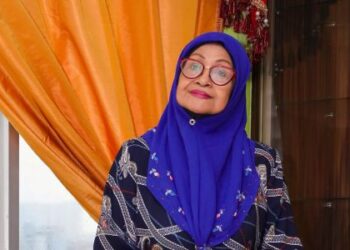 FAUZIAH NAWI