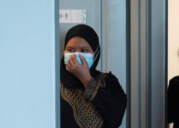 Nor A'in Ismail hadir di Mahkamah Sesyen Kajang bagi menghadapi pertuduhan mendedahkan seorang bayi perempuan berusia 17 bulan yang mungkin mengalami kecederaan fizikal. UTUSAN/FAUZI BAHARUDIN.