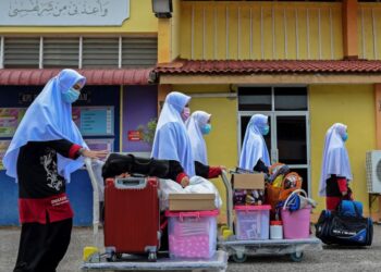 DENGAN pendekatan yang holistik dan kerjasama yang baik antara pelbagai pihak di dalam asrama, masalah kleptomania dalam kalangan pelajar boleh ditangani dengan lebih berkesan,